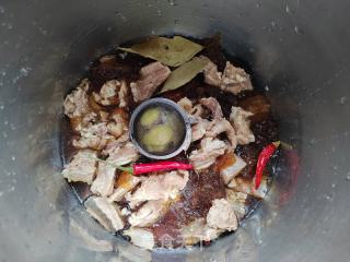 白烧牛筋里的做法步调：4