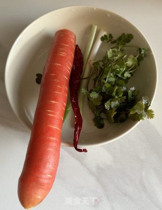 炝拌白萝卜丝的做法步调：1
