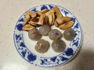 桂圆烧蛋的做法步调：2