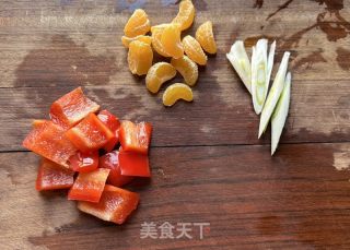 素炒西芹的做法步调：3