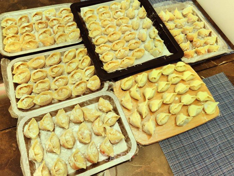 小利剑菜馄饨的做法