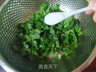 小利剑菜馄饨的做法步调：4