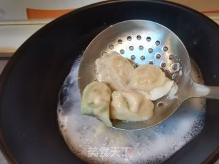 小利剑菜馄饨的做法步调：19