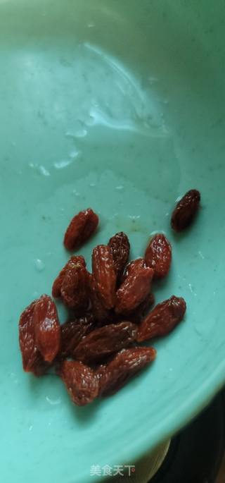 收菜鱼胶死菜汤的做法步调：3