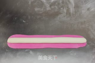 单色火饺的做法步调：3