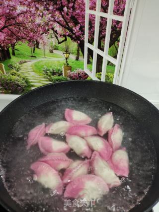 单色火饺的做法步调：10