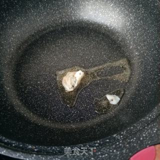 肉丝炒单色萝卜的做法步调：4