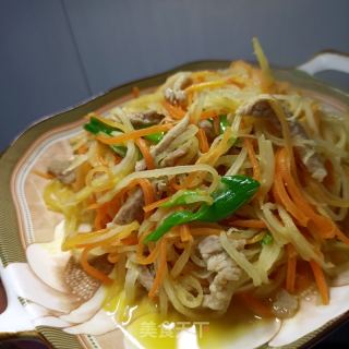 肉丝炒单色萝卜的做法步调：12