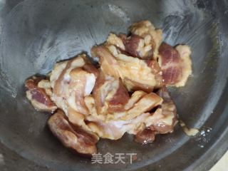 五花肉炒魔芋的做法步调：4