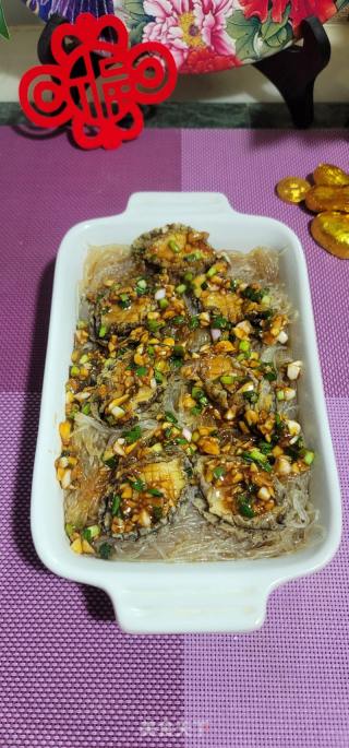 鲍鱼蒸粉丝的做法步调：12