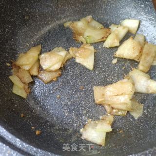 海参炒冬瓜的做法步调：6