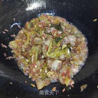 酸菜炒蕨菜的做法步调：9