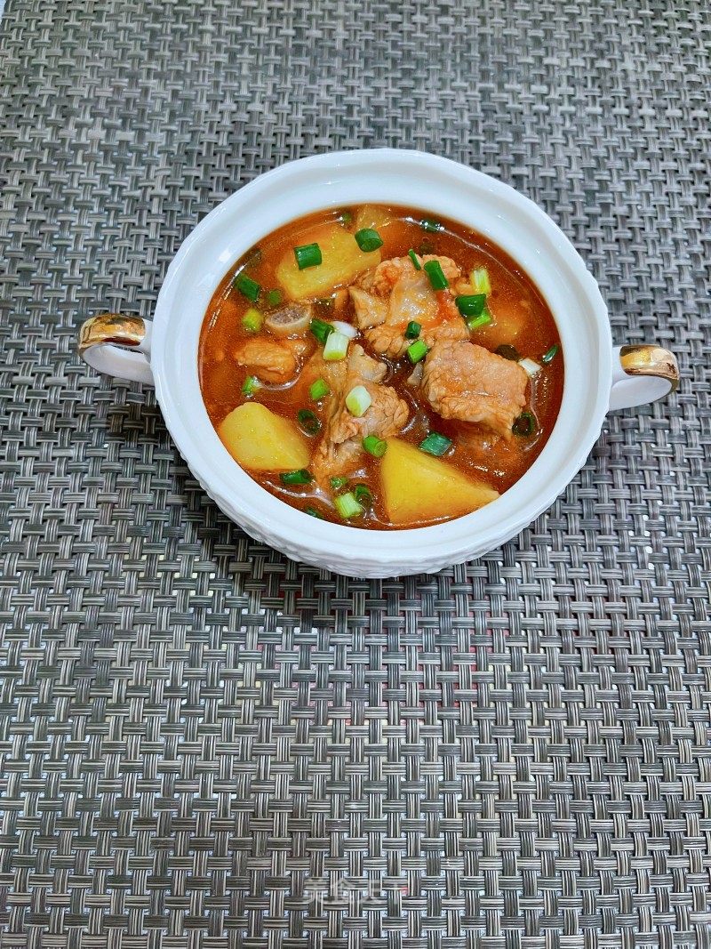 番茄土豆排骨汤的做法