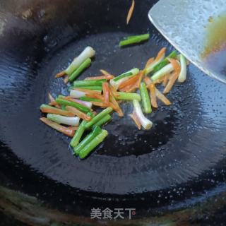 蒜苗炒豆干的做法步调：7