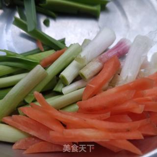 蒜苗炒豆干的做法步调：3