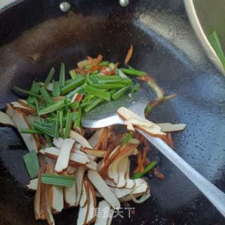 蒜苗炒豆干的做法步调：8