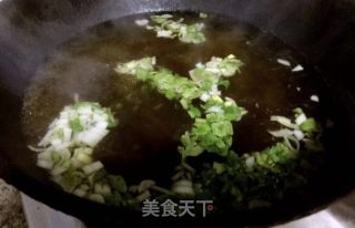 陈肉京彩云吞的做法步调：12