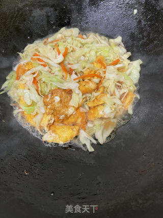 包菜炒鸡蛋的做法步调：11