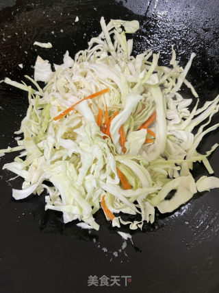 包菜炒鸡蛋的做法步调：6