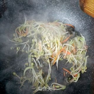 绿芽菜炒海参的做法步调：14