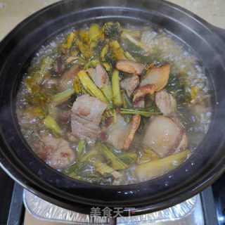火碌菜猪肉煲的做法步调：11