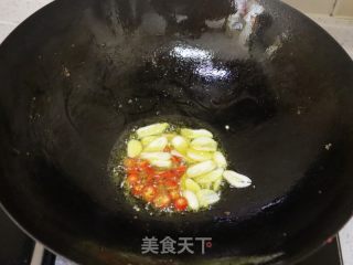 喷鼻芹炒羊肉的做法步调：8