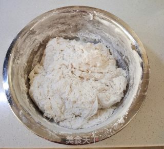 炸麻团的做法步调：1