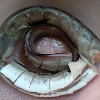 白烧河鳗的做法步调：1