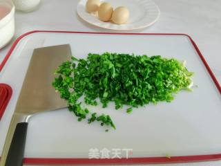 没有擀里没有擀里，简朴又好吃的韭菜鸡蛋饼的做法步调：2