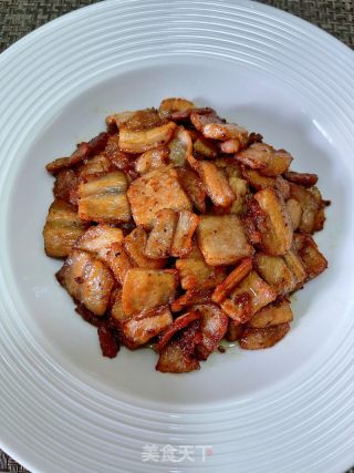 酱油炒五花肉的做法步调：7