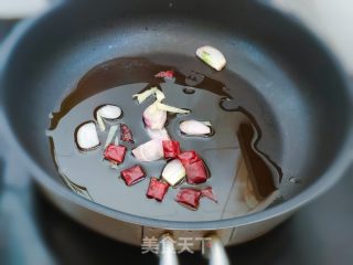 利剑萝卜丝炒肉的做法步调：5