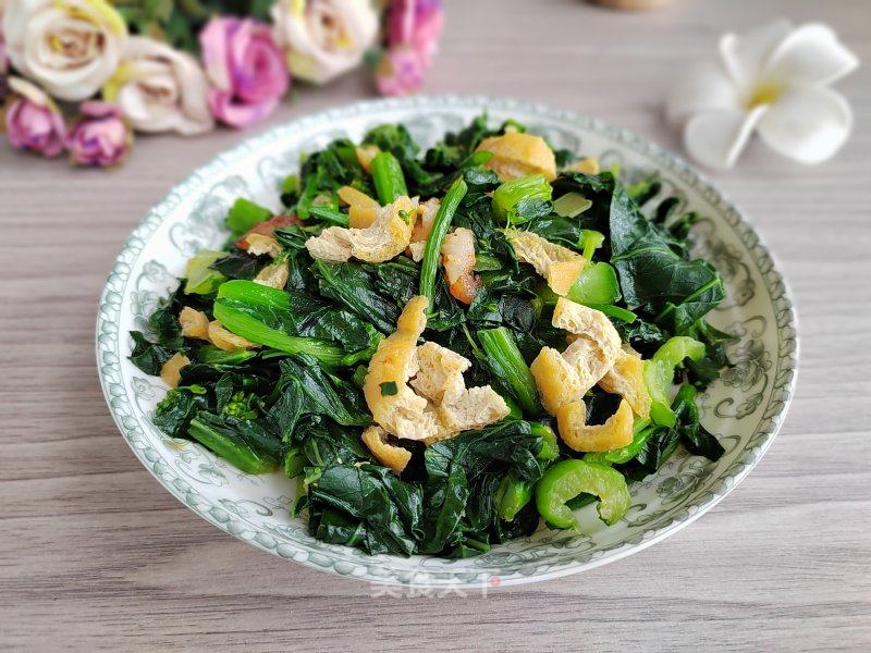 油豆腐炒青菜的做法