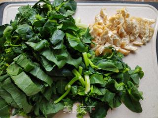 油豆腐炒青菜的做法步调：2