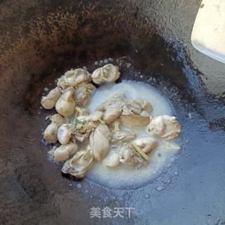韭菜炒蛎肉的做法步调：7