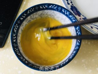韭菜炒鸡蛋的做法步调：3