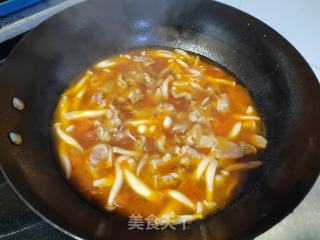 肉片海陈菇番茄豆皮汤的做法步调：8
