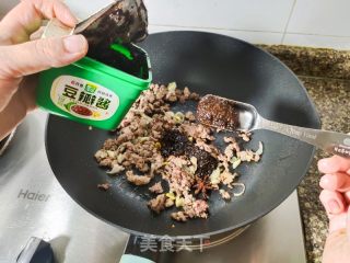 酱焖豆腐的做法步调：5