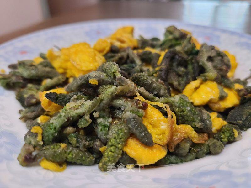 鸡蛋炒蒸枸蒲穗的做法