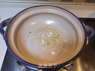 西白柿鸡蛋汤的做法步调：4