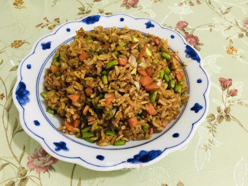 酱油炒饭的做法