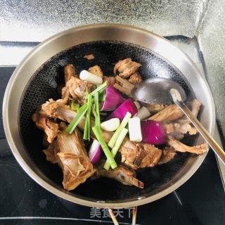 再回顾白烧羊排的做法步调：3