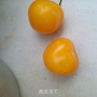 黄瓜番茄拌煮蛋的做法步调：4