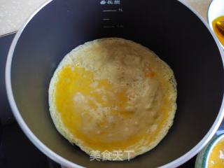 莴笋鸡蛋吐司卷的做法步调：5