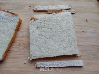 莴笋鸡蛋吐司卷的做法步调：2