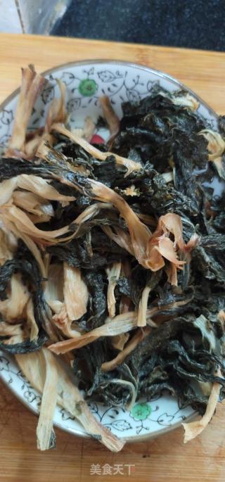 陈肾花死菜干汤的做法步调：7