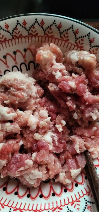 蒸喷鼻菇肉饼的做法步调：3