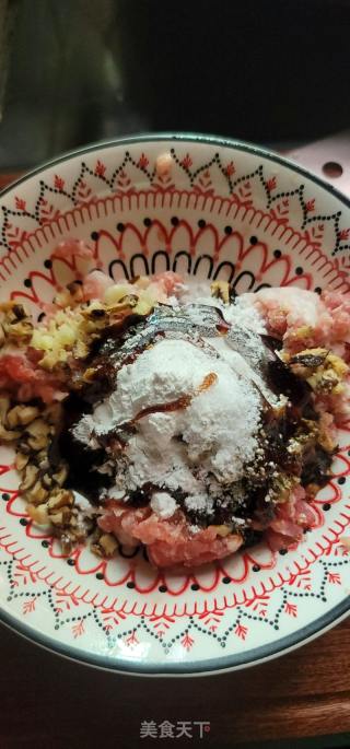 蒸喷鼻菇肉饼的做法步调：4