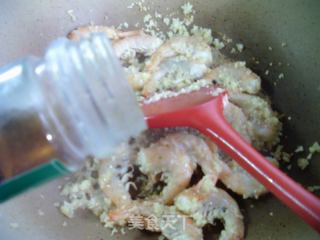 蒜蓉陈虾尾的做法步调：9