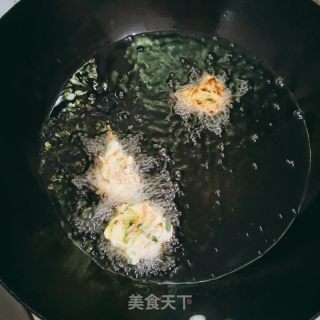 喷鼻菜胡萝卜丸子的做法步调：5