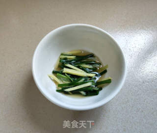 白烧鲳鱼的做法步调：2